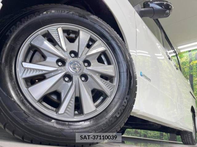 Nissan SERENA 2018-03 349562-14