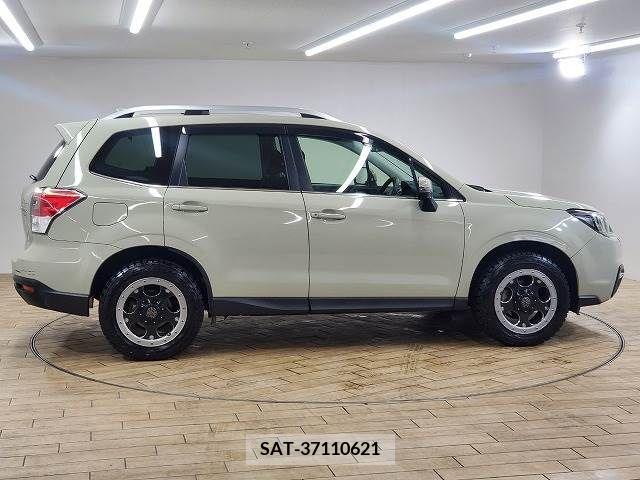 Subaru FORESTER 2016-08 331459-15