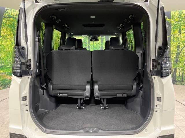 Toyota VOXY 2023-03 191769-11