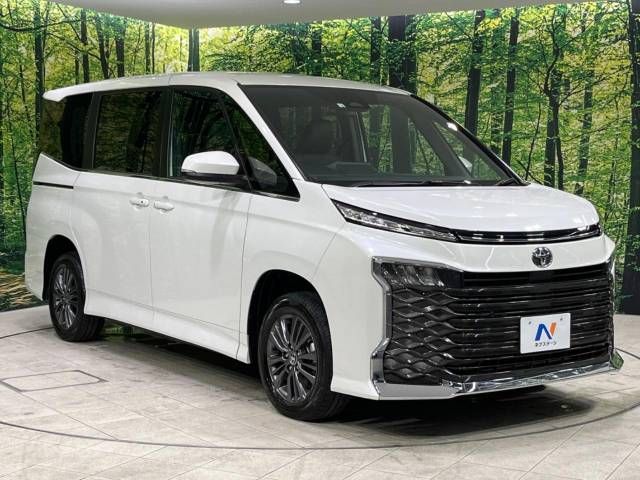 Toyota VOXY 2023-03 191769-17