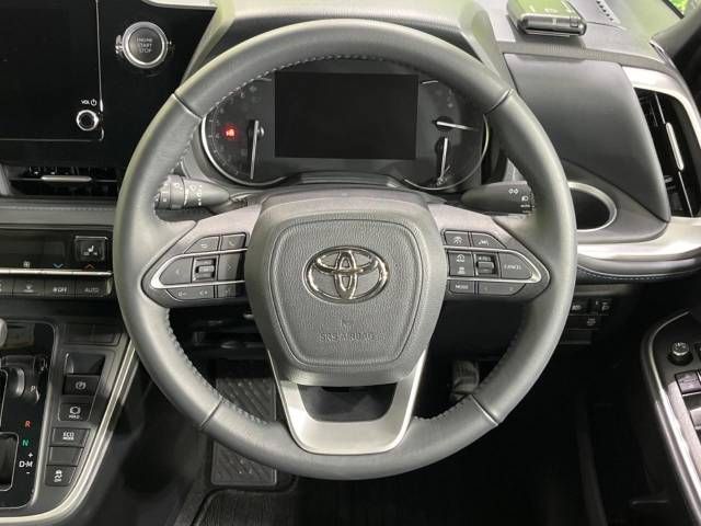 Toyota VOXY 2023-03 191769-12