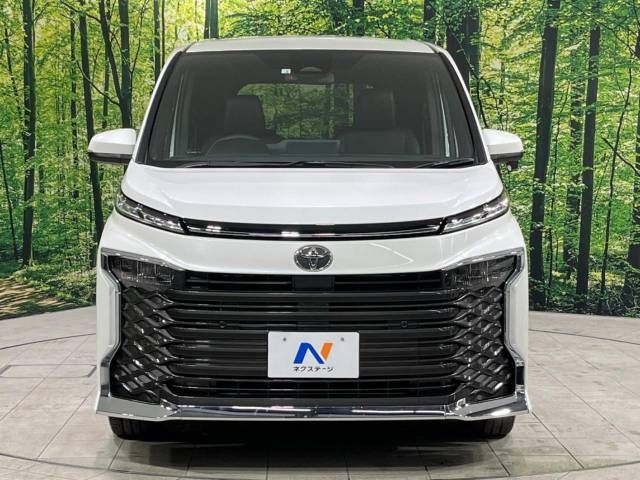Toyota VOXY 2023-03 191769-15