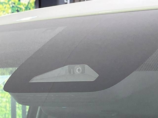 Toyota VOXY 2023-03 191769-3