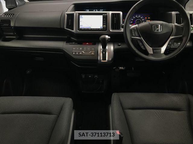 Honda e 2012-12 217633-3