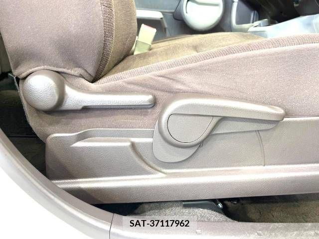 Toyota PASSO 2015-07 308625-6