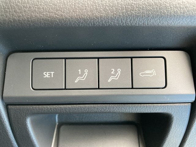 Mazda CX-30 2020-02 20984-17