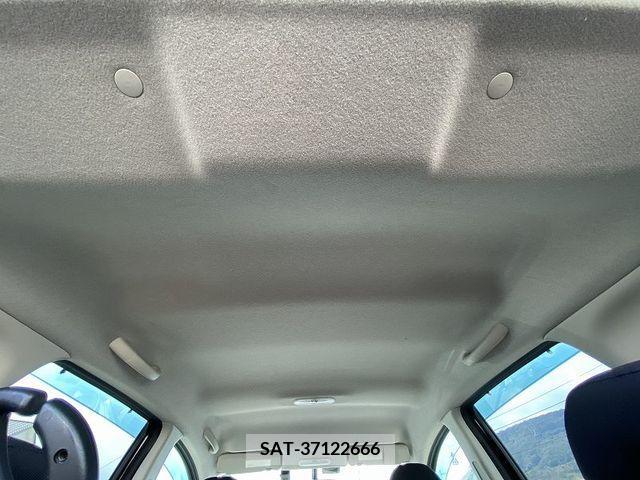 Nissan NOTE 2012-10 230195-16