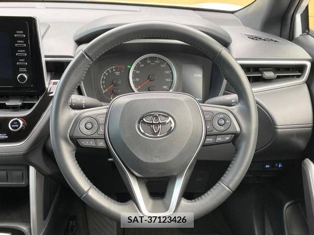 Toyota COROLLA CROSS 2022-06 220959-11