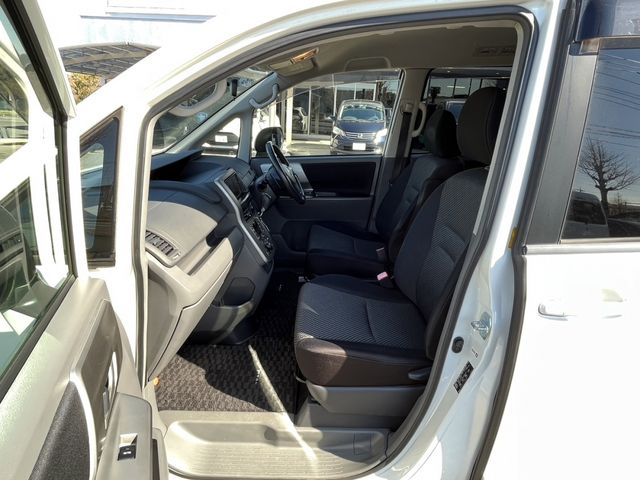Toyota NOAH 2007-10 1291-4