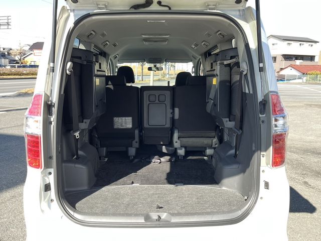 Toyota NOAH 2007-10 1291-10
