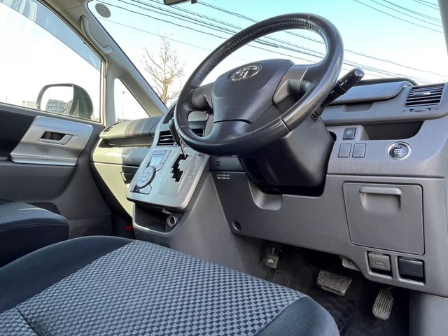 Toyota NOAH 2007-10 1291-11