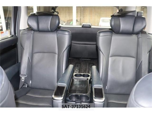 Toyota ALPHARD 2019-01 385672-18