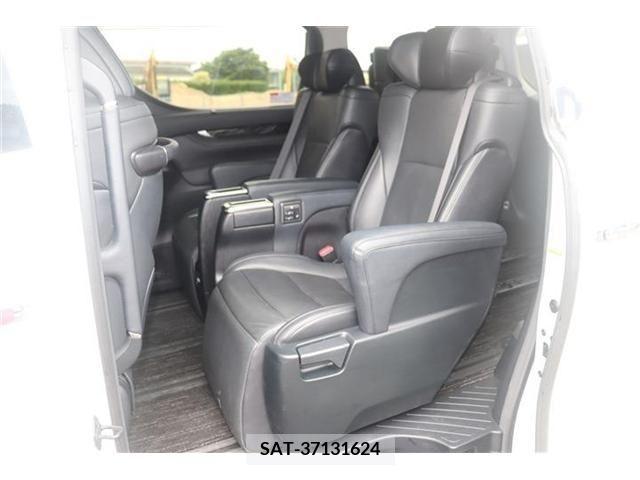 Toyota ALPHARD 2019-01 385672-16