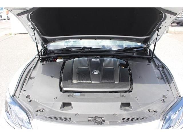 Lexus LS 2018-04 6222-18