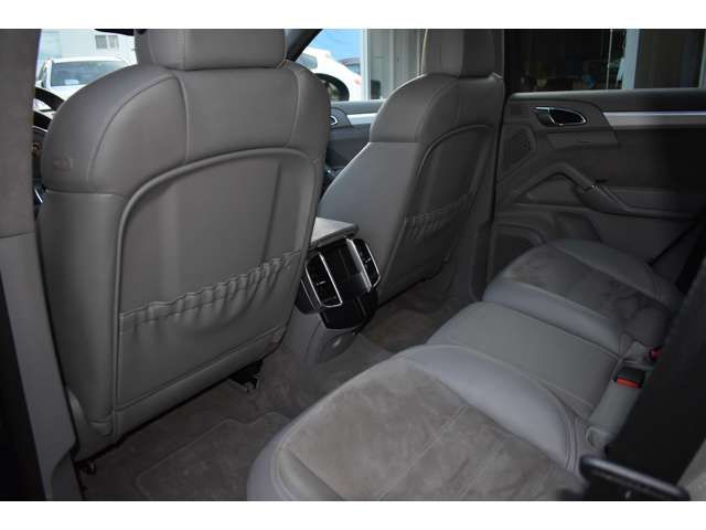 Porsche CAYENNE 2012-12 22908-18