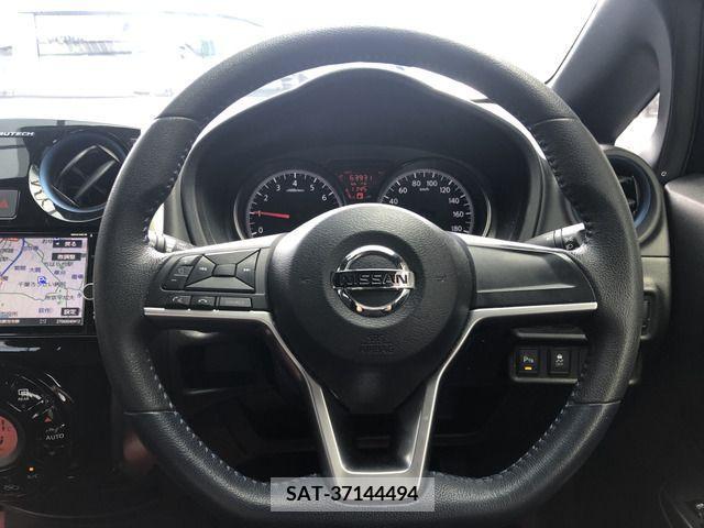 Nissan NOTE 2019-09 365436-8