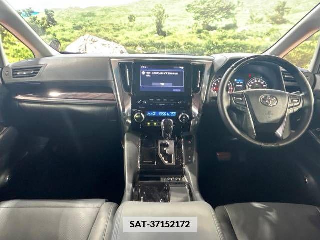 Toyota ALPHARD 2022-03 382822-1