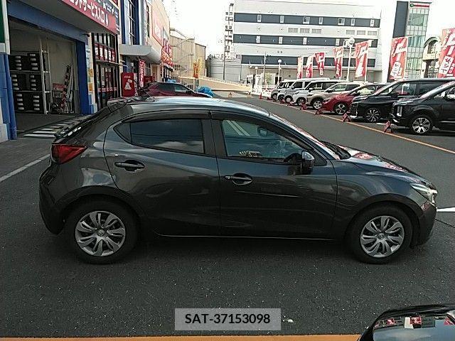 Mazda DEMIO 2015-02 359391-16