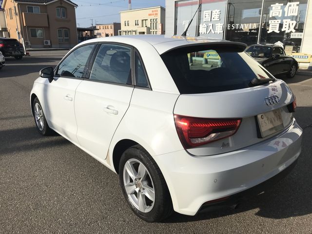 Audi A1 2017-03 26376-2