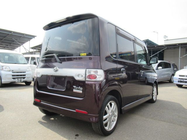 Daihatsu TANTO CUSTOM 2005-09 1409-9