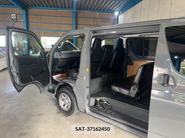 Toyota HIACE VAN 2012-08 383900-8