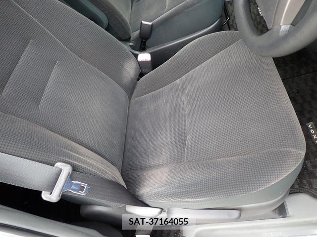 Toyota VOXY 2008-09 289229-17