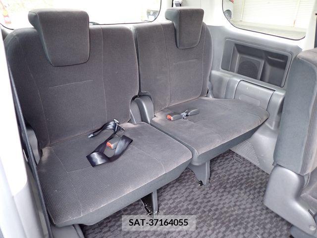 Toyota VOXY 2008-09 289229-16