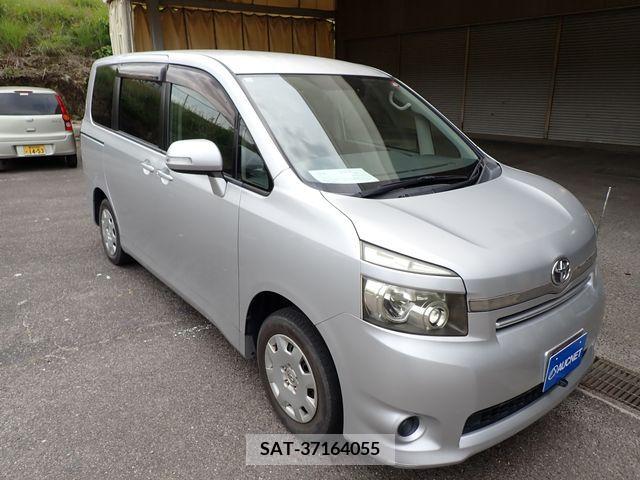 Toyota VOXY 2008-09 289229-3