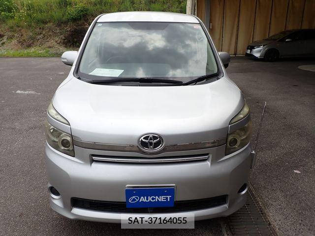 Toyota VOXY 2008-09 289229-4