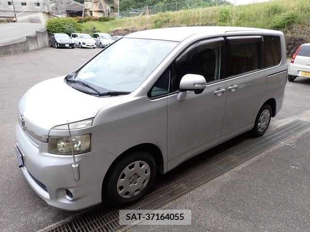 Toyota VOXY 2008-09 289229-6