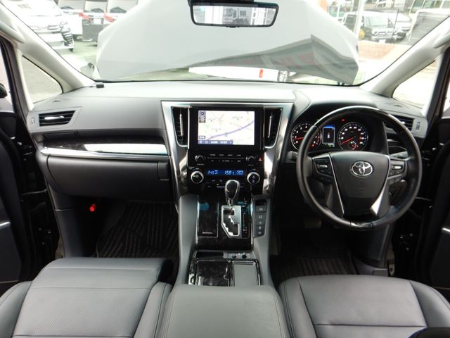 Toyota ALPHARD 2021-11 195521-17