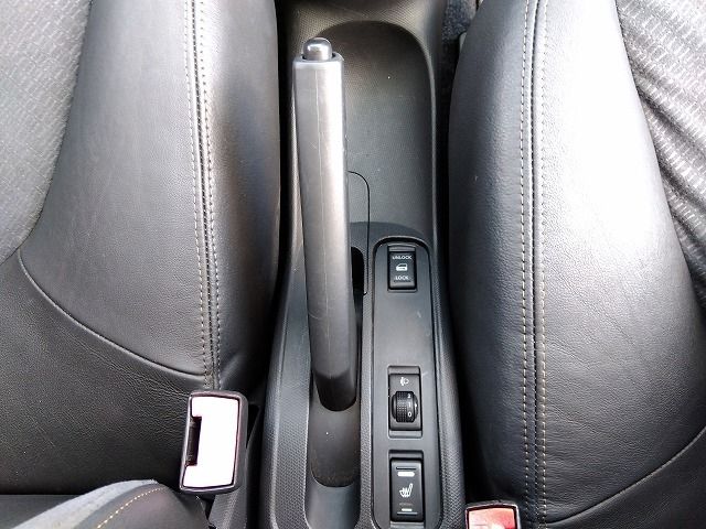 Nissan MICRA C+C 2008-03 2223-10