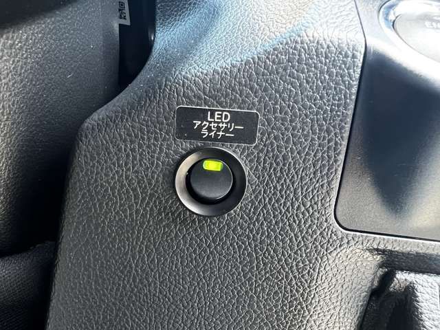 Subaru IMPREZA 2015-03 183346-18