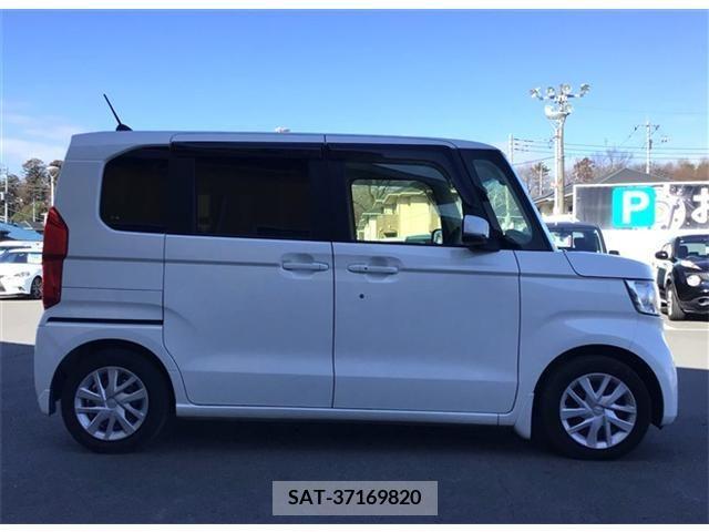 Honda N BOX 2021-02 210430-7