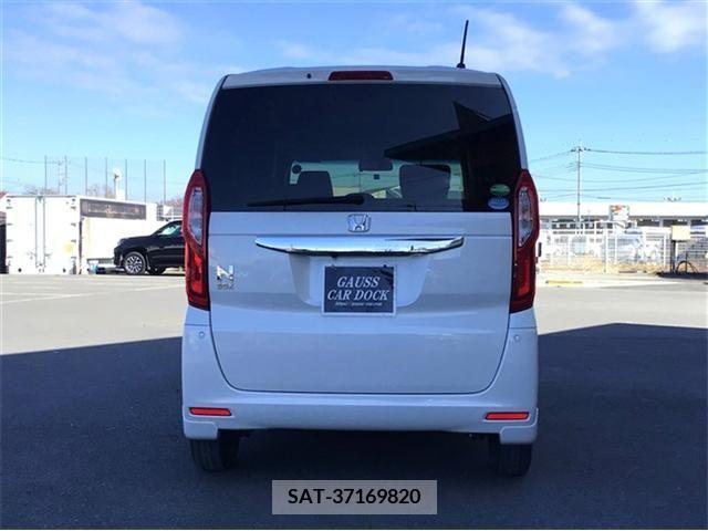 Honda N BOX 2021-02 210430-3