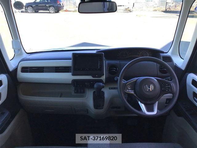 Honda N BOX 2021-02 210430-12