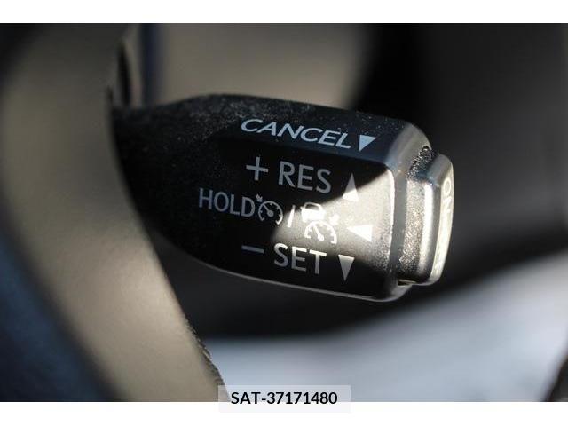 Toyota VELLFIRE 2018-08 205349-4
