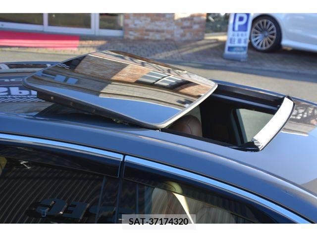 Lexus LS 2021-08 214103-19