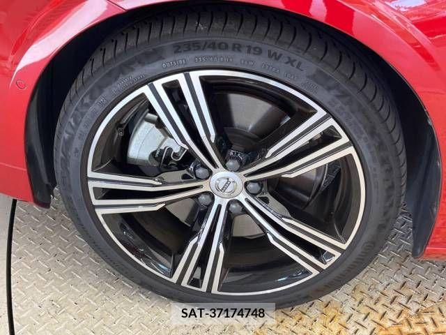 Volvo V60 2019-12 370233-15