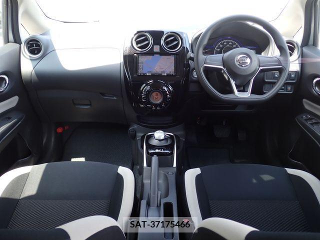 Nissan NOTE 2018-11 373614-1