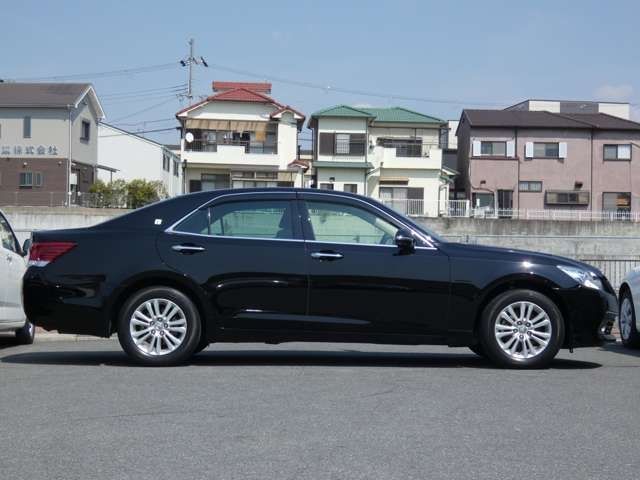 Toyota CROWN SEDAN 2014-01 3390-4