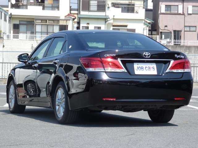 Toyota CROWN SEDAN 2014-01 3390-2