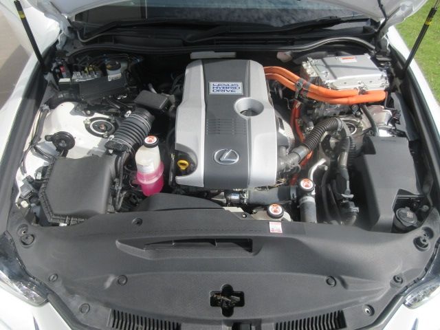 Lexus IS 2017-11 11191-23