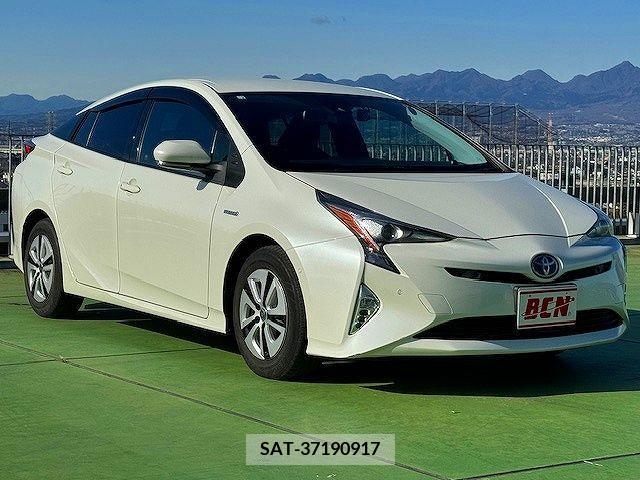Toyota PRIUS 2016-07 223626-6