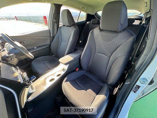 Toyota PRIUS 2016-07 223626-2