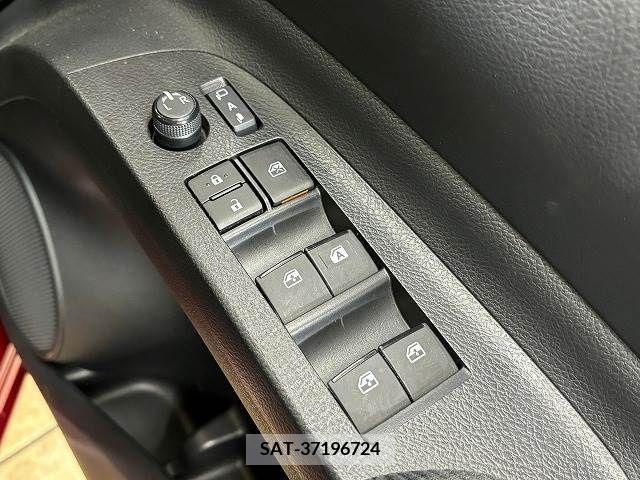 Toyota SIENTA 2019-10 368153-11