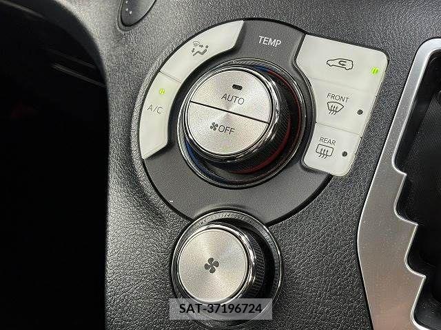 Toyota SIENTA 2019-10 368153-10