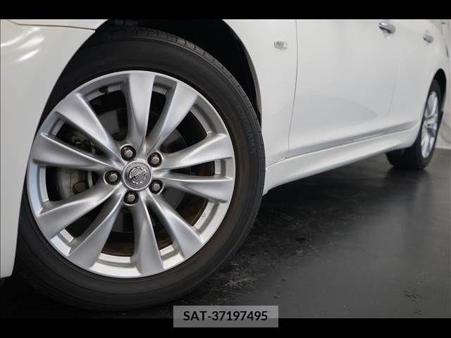 Nissan FUGA 2010-07 353868-3