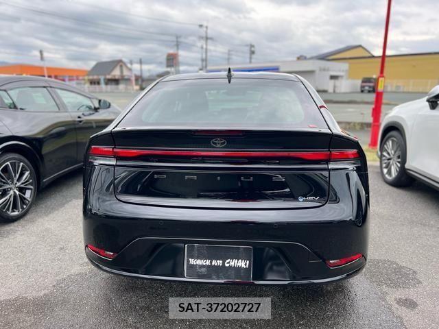 Toyota PRIUS 2024-01 246758-4