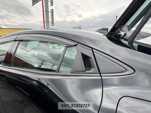 Toyota PRIUS 2024-01 246758-9